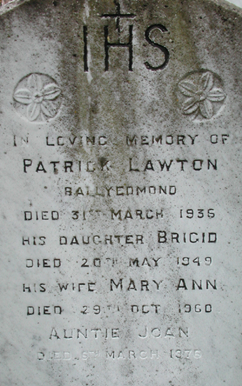 Lawton, Patrick, Brigid, Mary Ann and Auntie Joan.jpg 204.1K